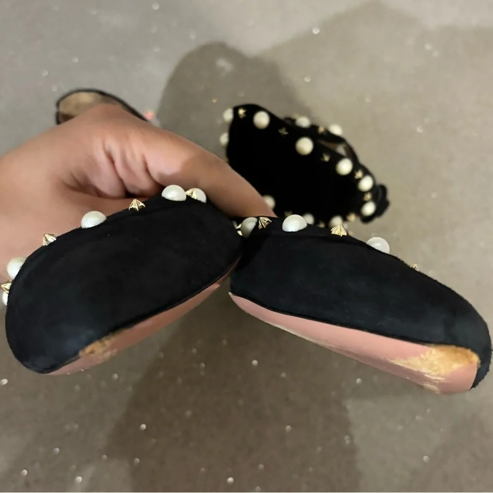 🍎🍎SOLD🍎🍎Aquazzura Faux Pearl Accents Suede Flats
Women's Size: 8.5 | IT 39.5 - Picture 6 of 6